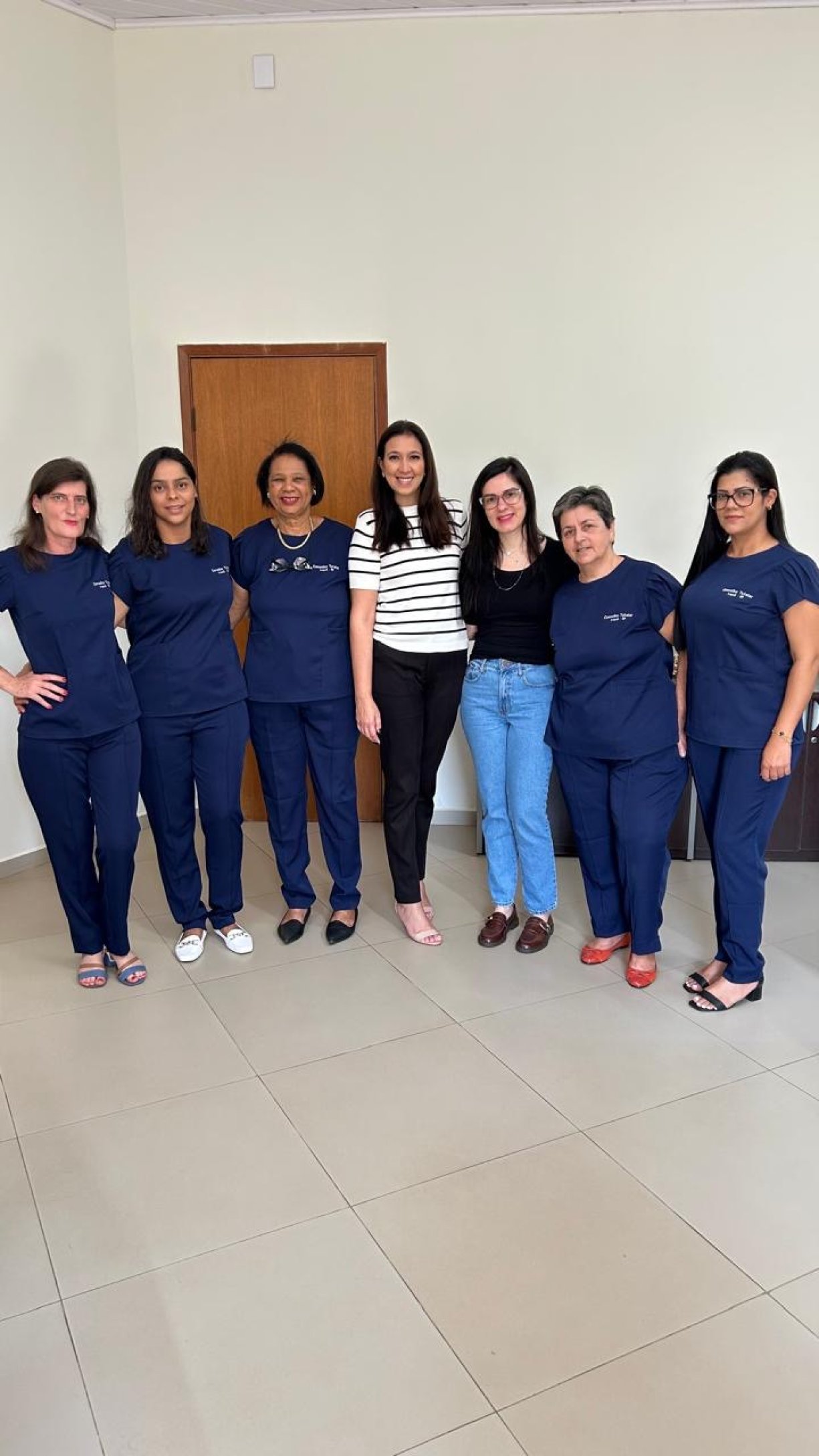 Conselheiras Tutelares de Irapuã recebem novos uniformes 